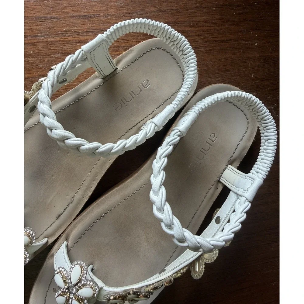 Annie good used
